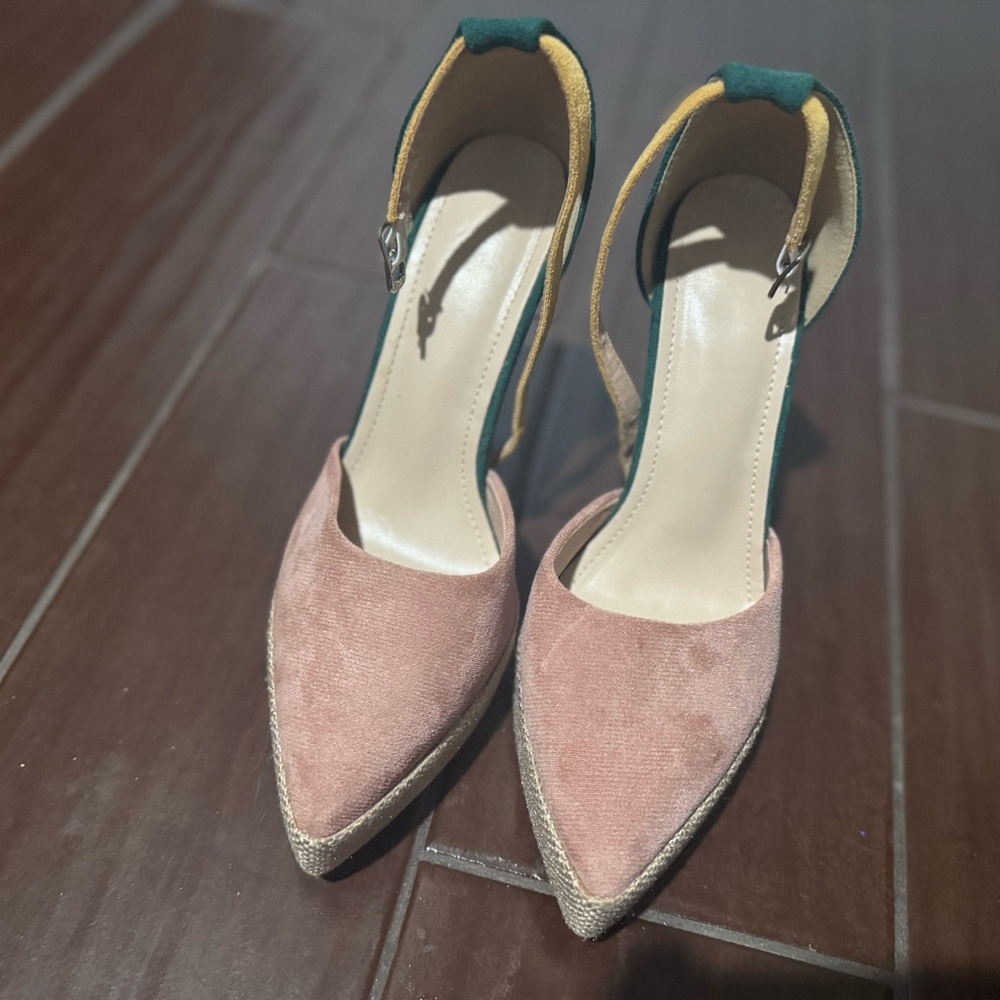 Elegant Pink and Tan Women's Heels
